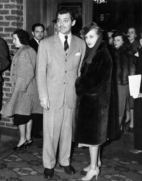 Clark Gable and Carole Lombard at Jean Harlows Funeral